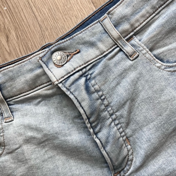 Express Women's Denim Shorts Size 10 - Picture 7 of 11